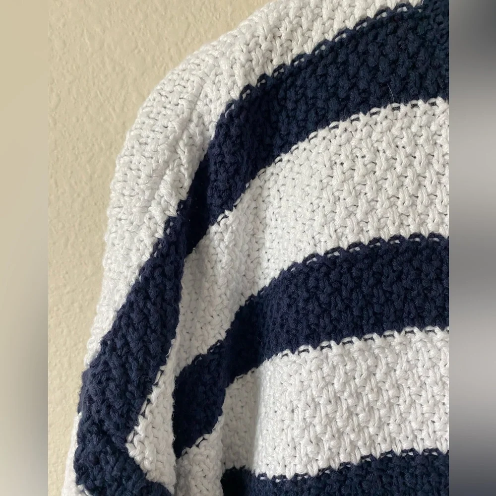 Ralph Lauren Women’s Navy&White Striped VNeck Relaxed LongSleeve Sweater Medium - Picture 4 of 16